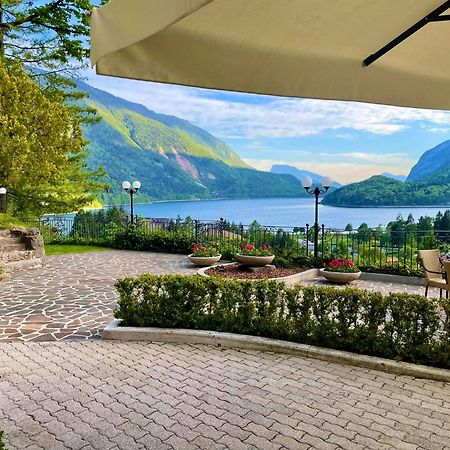 Hotel Miralago Wellness - Adults Only Molveno Exterior foto