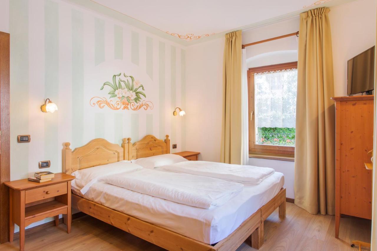 Hotel Miralago Wellness - Adults Only Molveno Exterior foto