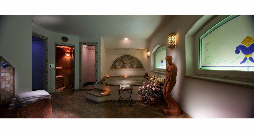 Hotel Miralago Wellness - Adults Only Molveno Exterior foto