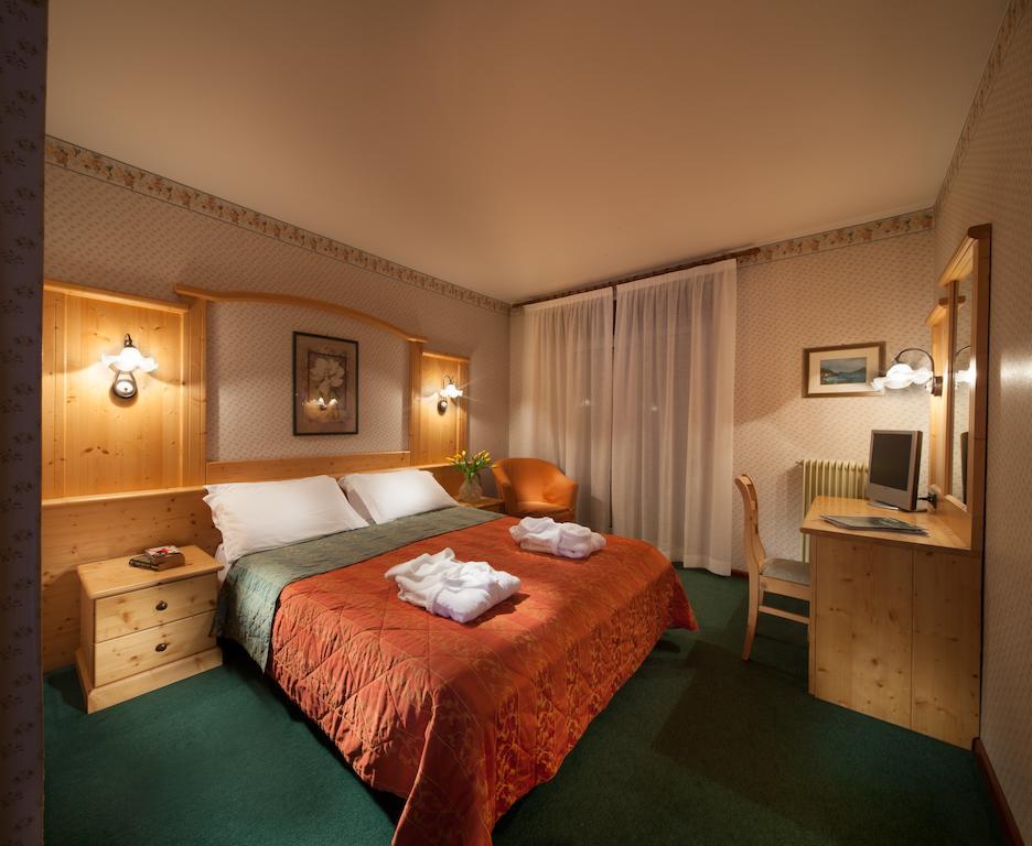 Hotel Miralago Wellness - Adults Only Molveno Exterior foto