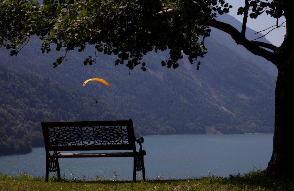 Hotel Miralago Wellness - Adults Only Molveno Exterior foto